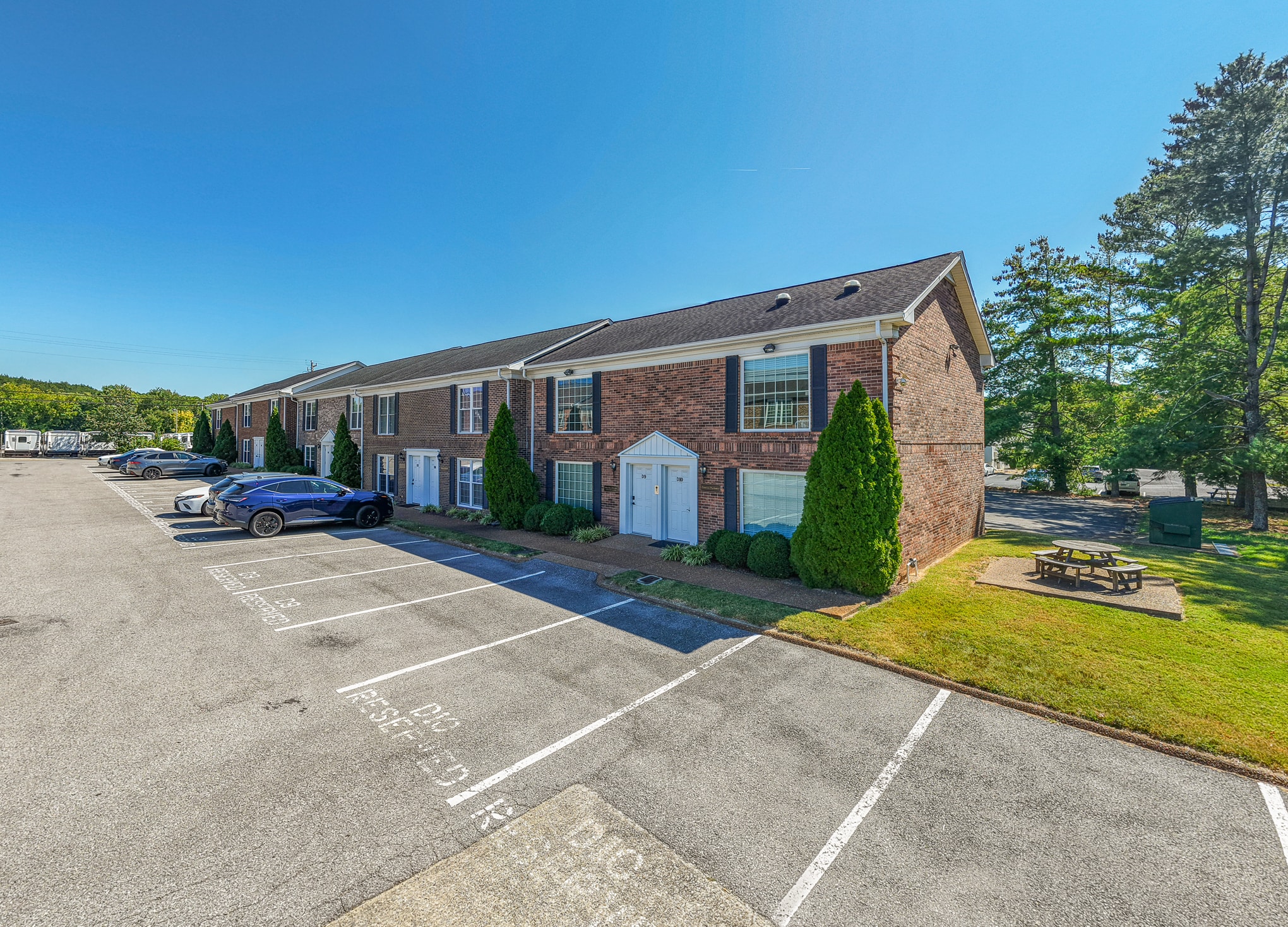 109 Holiday Ct, Franklin, TN for sale Building Photo- Image 1 of 26