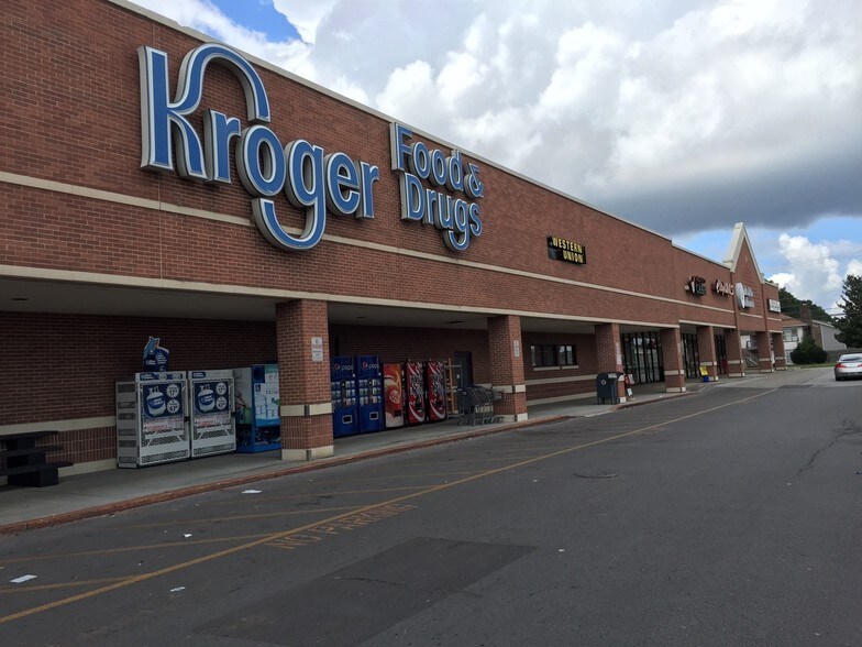 203 Commerce Ave, Lagrange, GA for sale - Building Photo - Image 1 of 1