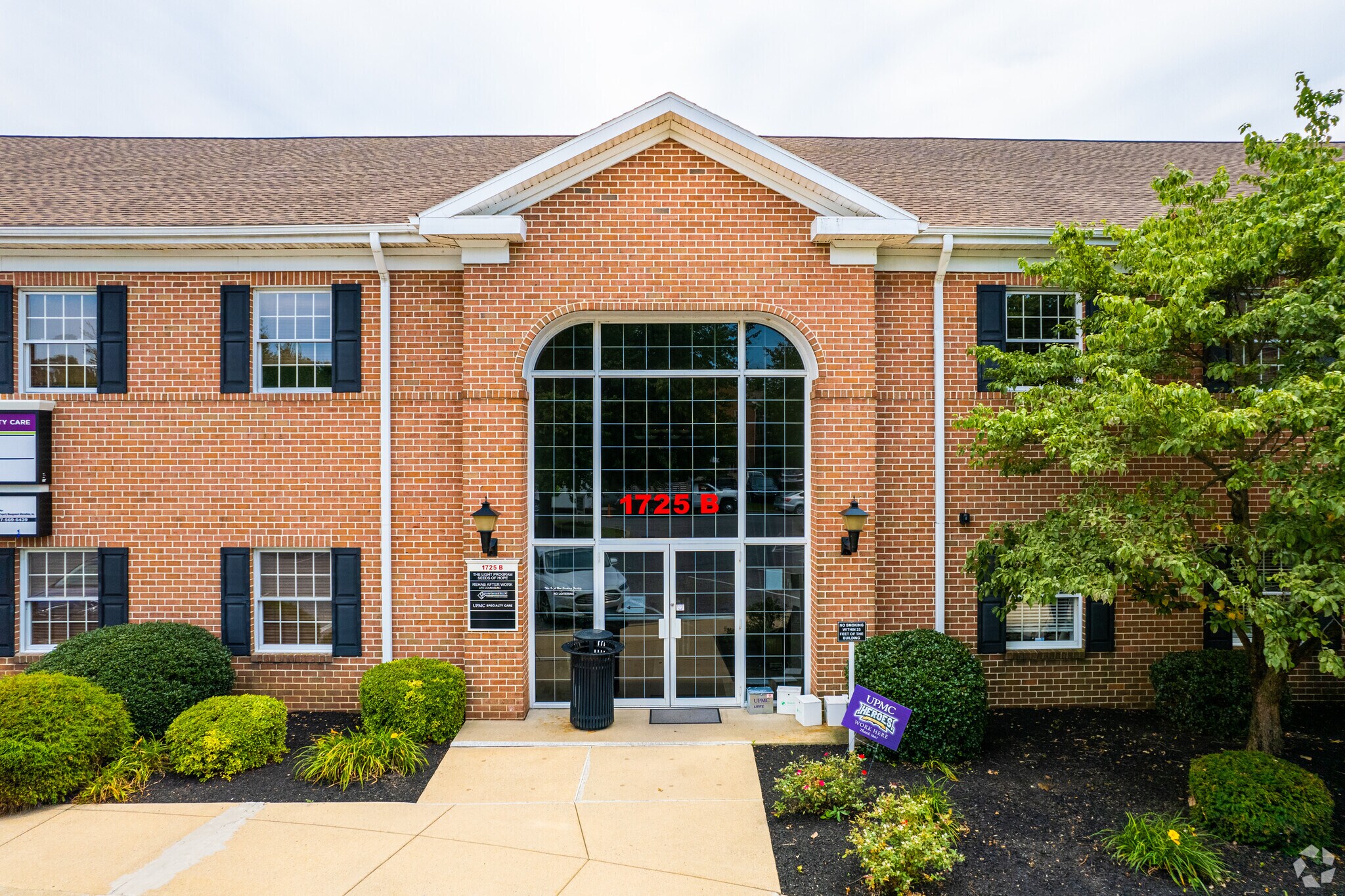 17251755 Oregon Pike, Lancaster, PA 17601 Eden Professional Center