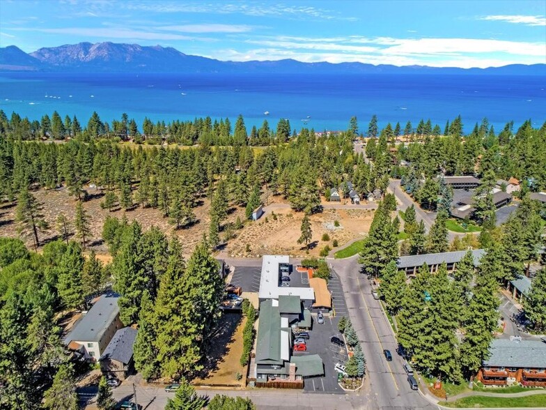 Heavenly and Secrets Inn portfolio of 2 properties for sale on LoopNet.com - Aerial - Image 2 of 12