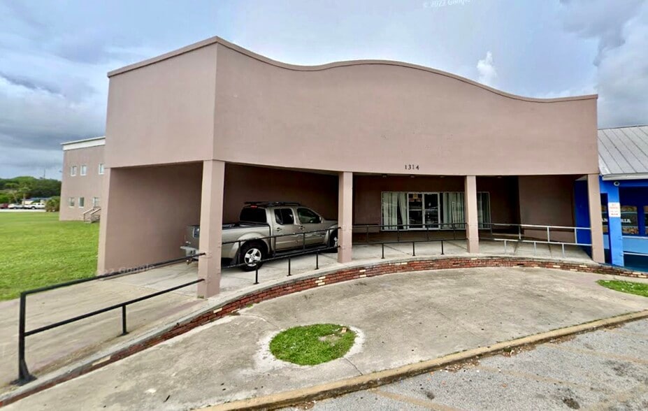 1314 Dixon Blvd, Cocoa, FL for sale - Building Photo - Image 2 of 7