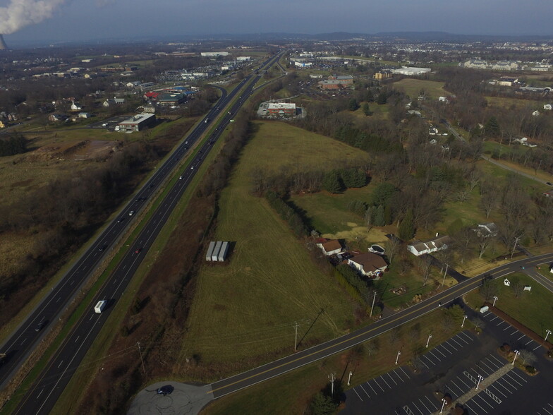 41 S Limerick Rd, Royersford, PA 19468, Royersford, PA for sale - Building Photo - Image 1 of 3