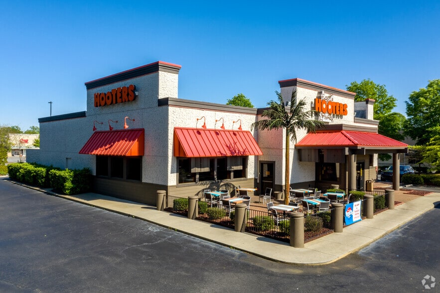 9807 South Blvd, Charlotte, NC for sale - Building Photo - Image 3 of 4