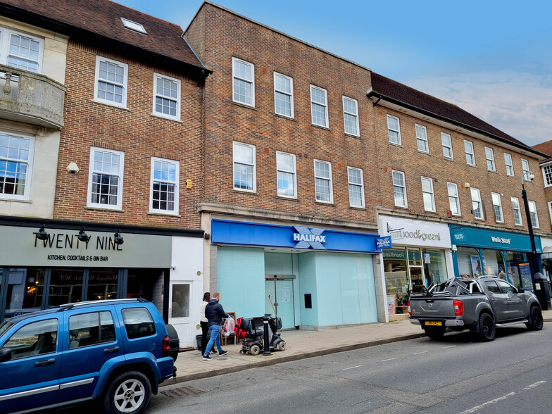 27 London Rd, East Grinstead for sale - Building Photo - Image 1 of 1