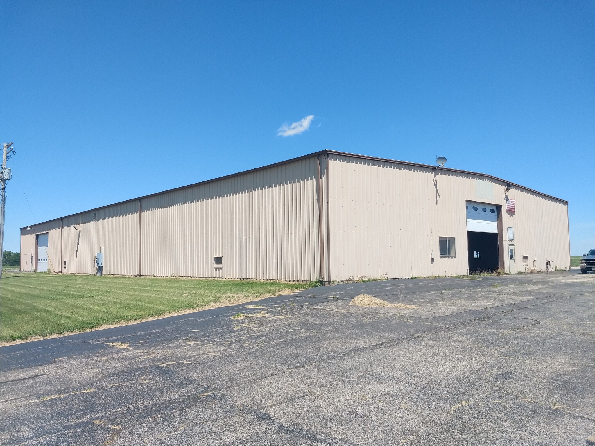 4380 E 4th Rd, Mendota, IL for sale Primary Photo- Image 1 of 1