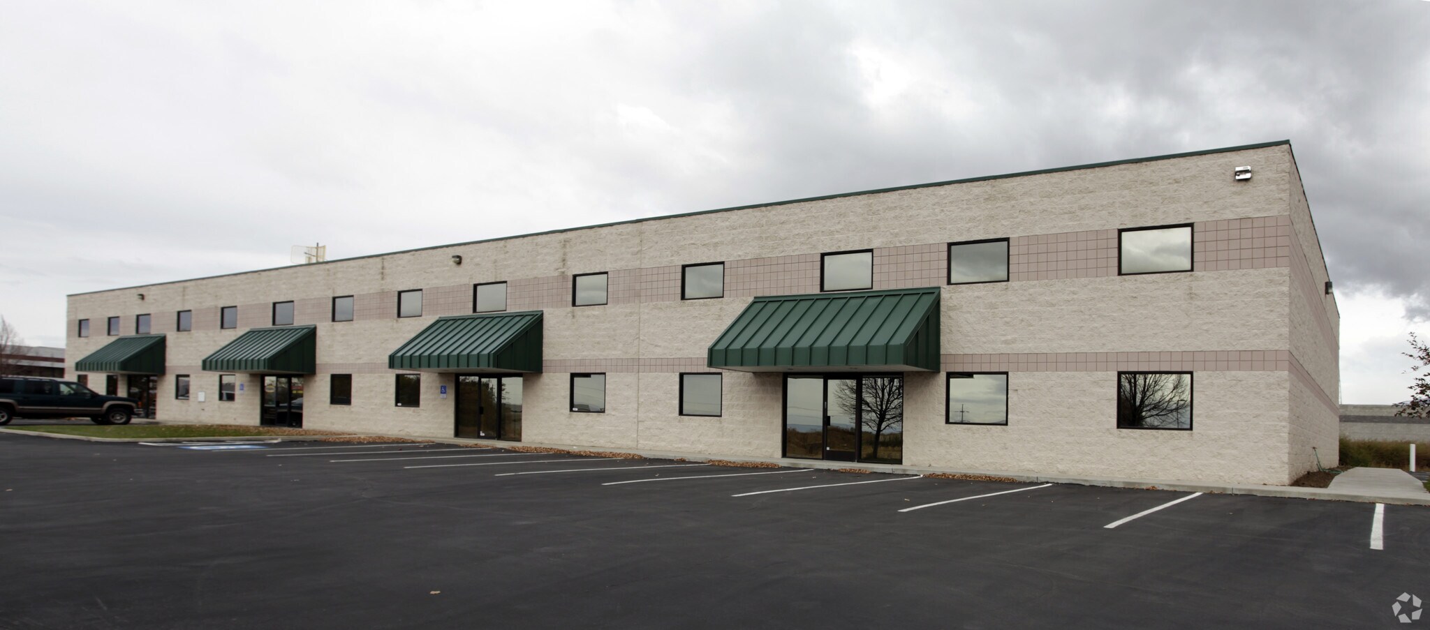 1442-1460 W Business Park Dr, Orem, UT for sale Primary Photo- Image 1 of 1