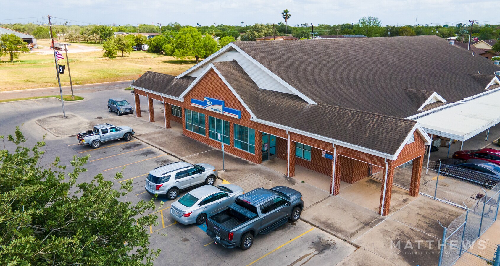 200 W Hicks St, San Benito, TX 78586