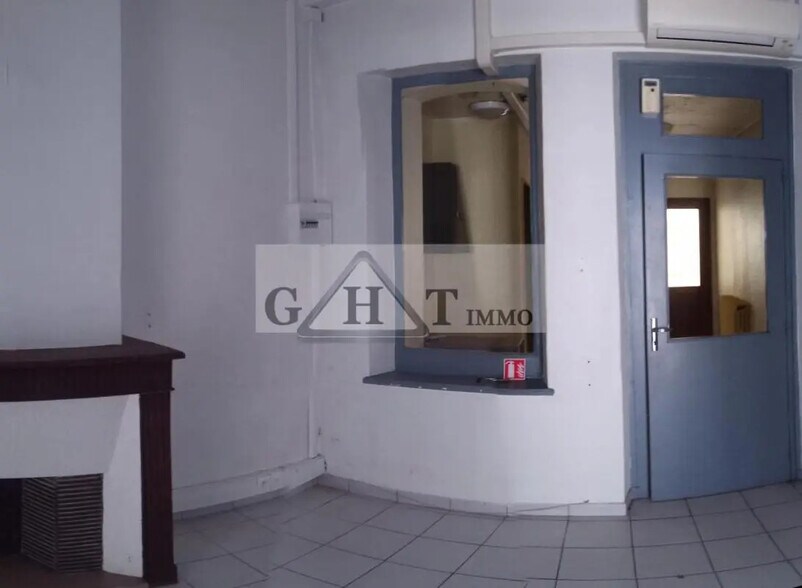 Retail in Montargis for lease - Interior Photo - Image 3 of 4