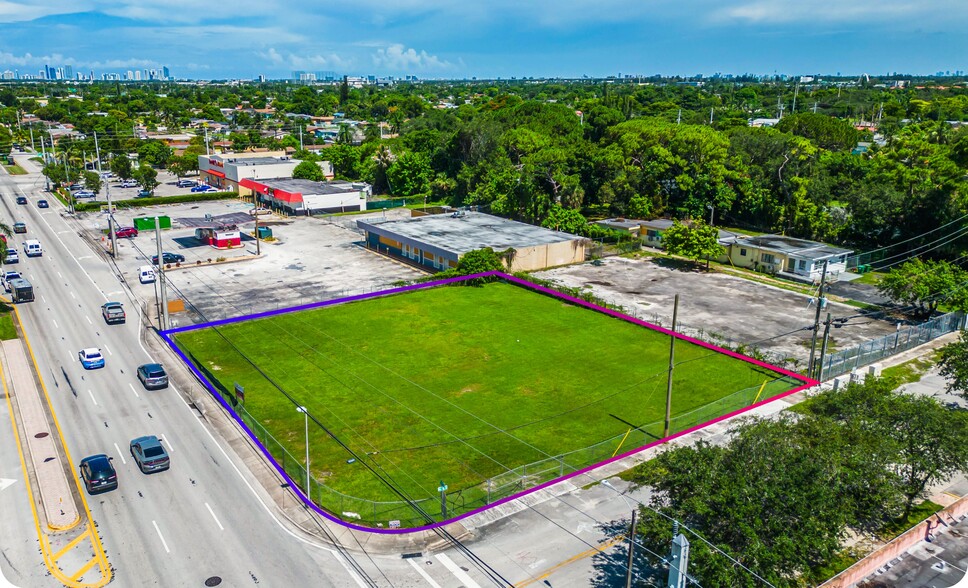 1798 NW 183rd St, Miami Gardens, FL for sale - Building Photo - Image 1 of 1