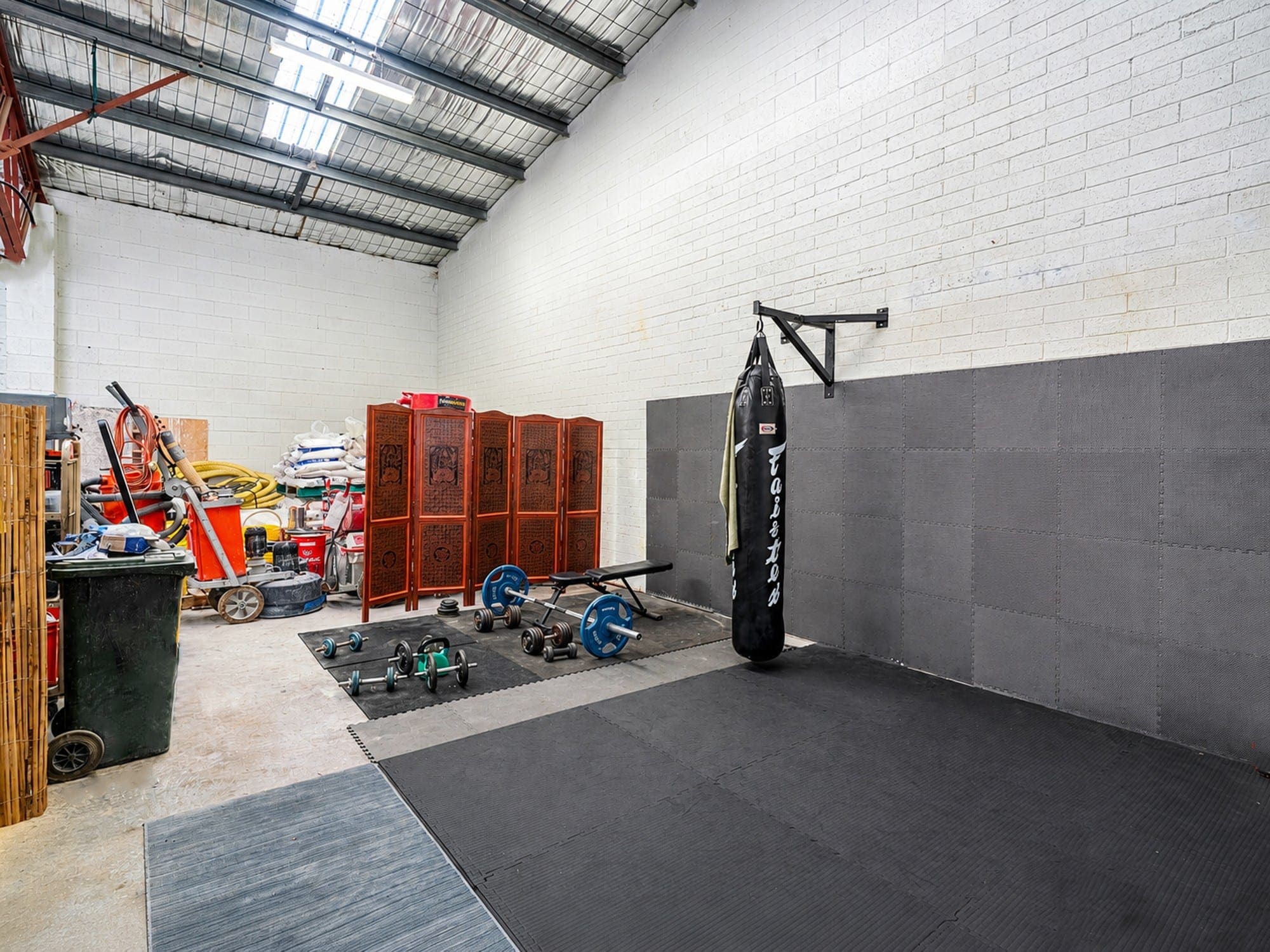 12 Ace Cres, Tuggerah for lease Interior Photo- Image 1 of 6