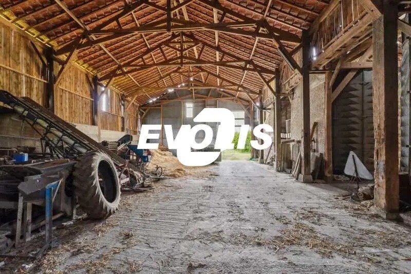 Land in Le Thillay for lease - Building Photo - Image 2 of 12