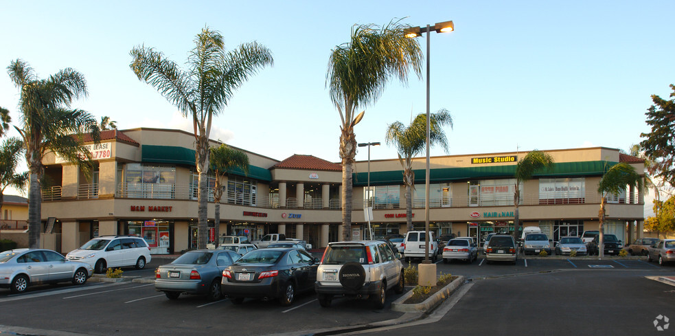 5721 Lincoln Ave, Cypress, CA for sale - Primary Photo - Image 1 of 1