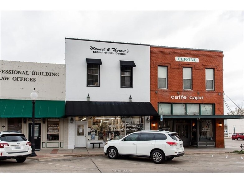 220 N Main St, Bryan, TX for sale - Primary Photo - Image 1 of 1