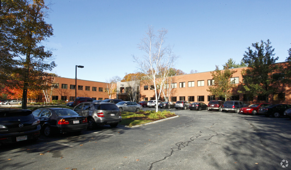 300 Federal St, Andover, MA for lease - Building Photo - Image 2 of 9