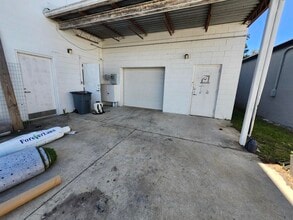 702 Mall Blvd, Savannah, GA for lease Interior Photo- Image 2 of 4