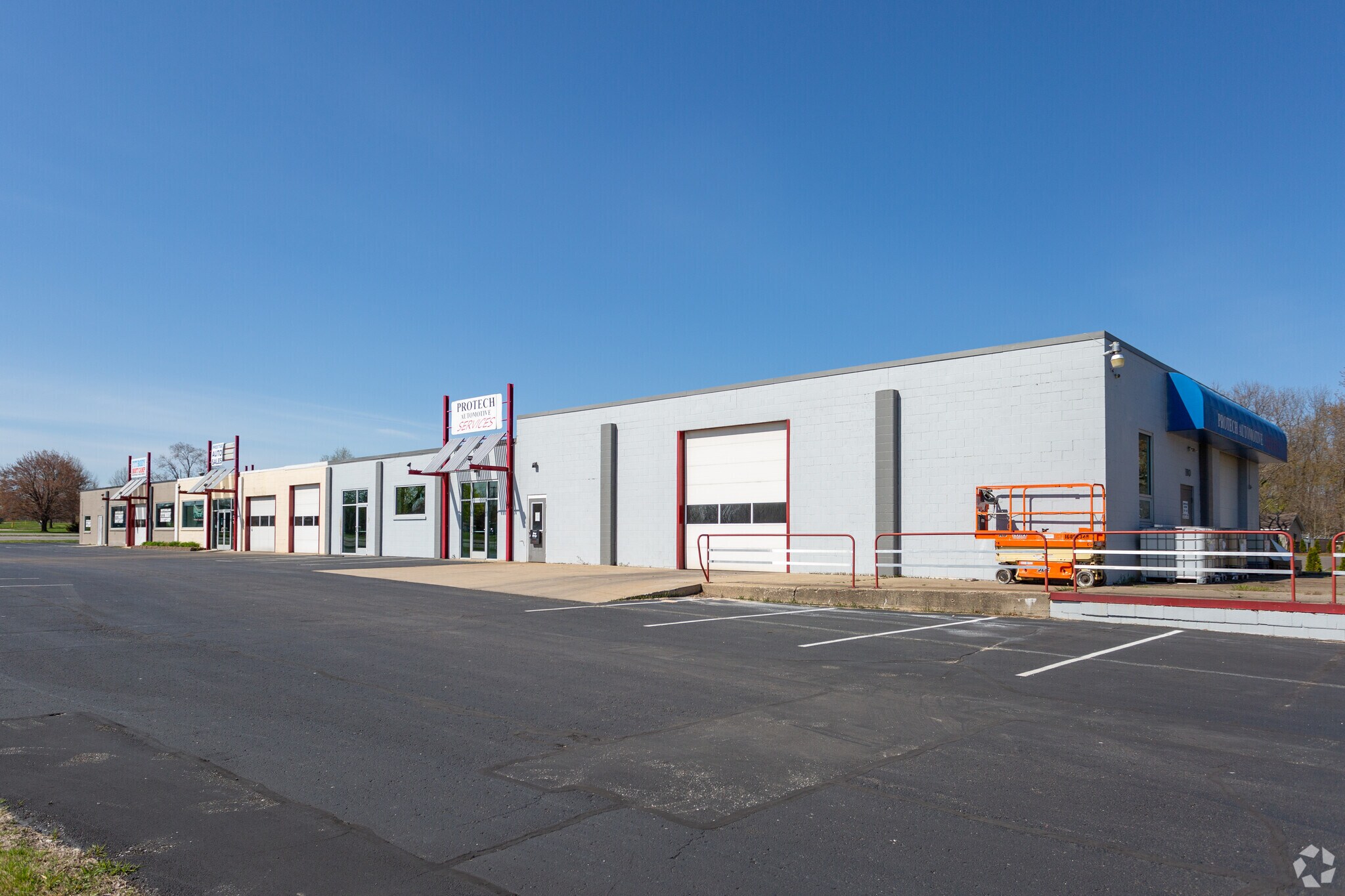 180 E 40th St, Holland, MI for sale Primary Photo- Image 1 of 1