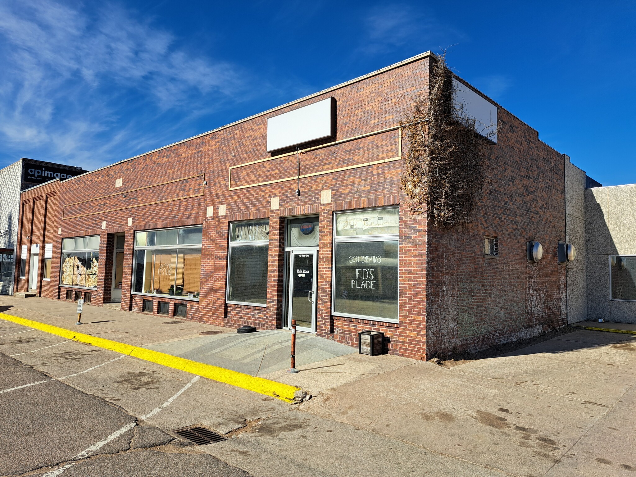 110 W 3rd St, McCook, NE for sale Primary Photo- Image 1 of 1