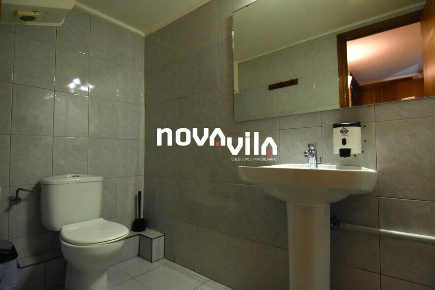 View Photo