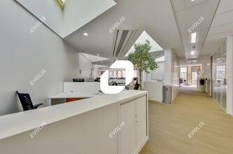 Flex in Aubervilliers for lease Interior Photo- Image 2 of 9