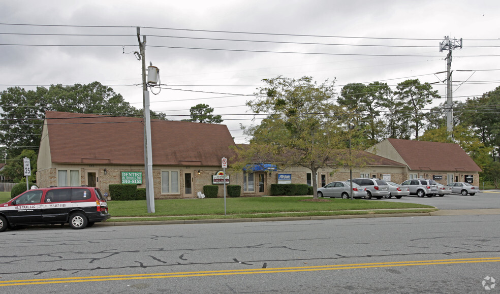 525-537 N Great Neck Rd, Virginia Beach, VA for lease - Building Photo - Image 1 of 7