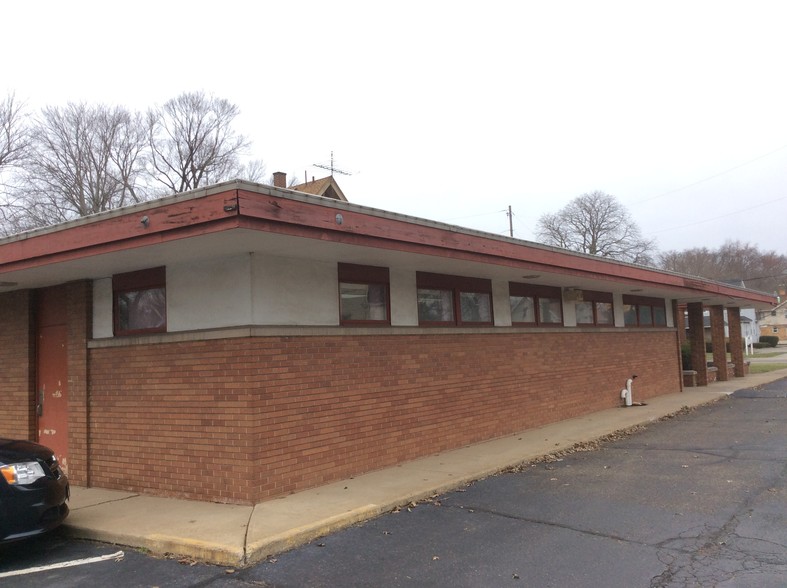 1924 E Market St, Warren, OH for sale - Building Photo - Image 1 of 1