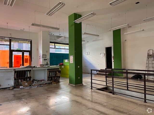 Retail in Majadahonda, Madrid for lease Interior Photo- Image 1 of 2