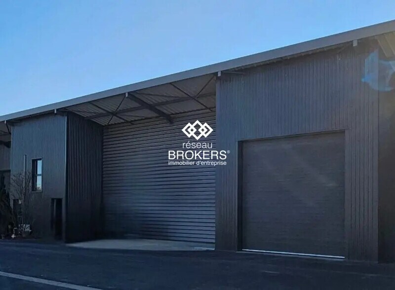 Industrial in Lempdes for sale - Building Photo - Image 1 of 5