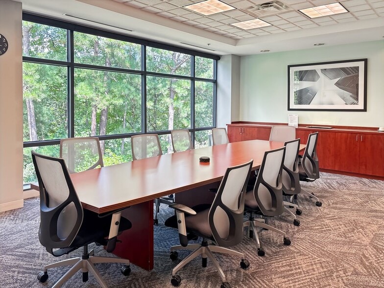 4870 Sadler Rd, Glen Allen, VA for lease - Interior Photo - Image 2 of 22