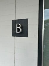 1701 N Palm Canyon Dr, Palm Springs, CA for lease Interior Photo- Image 1 of 4