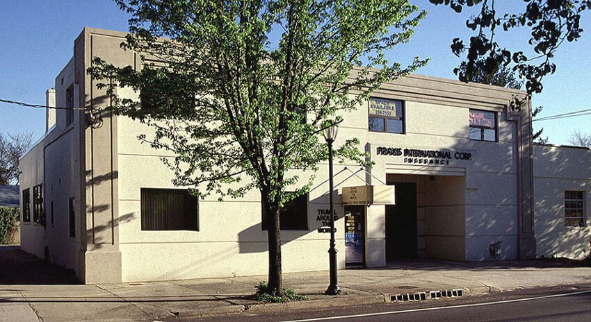 338 Westbury Ave, Carle Place, NY for sale Primary Photo- Image 1 of 1