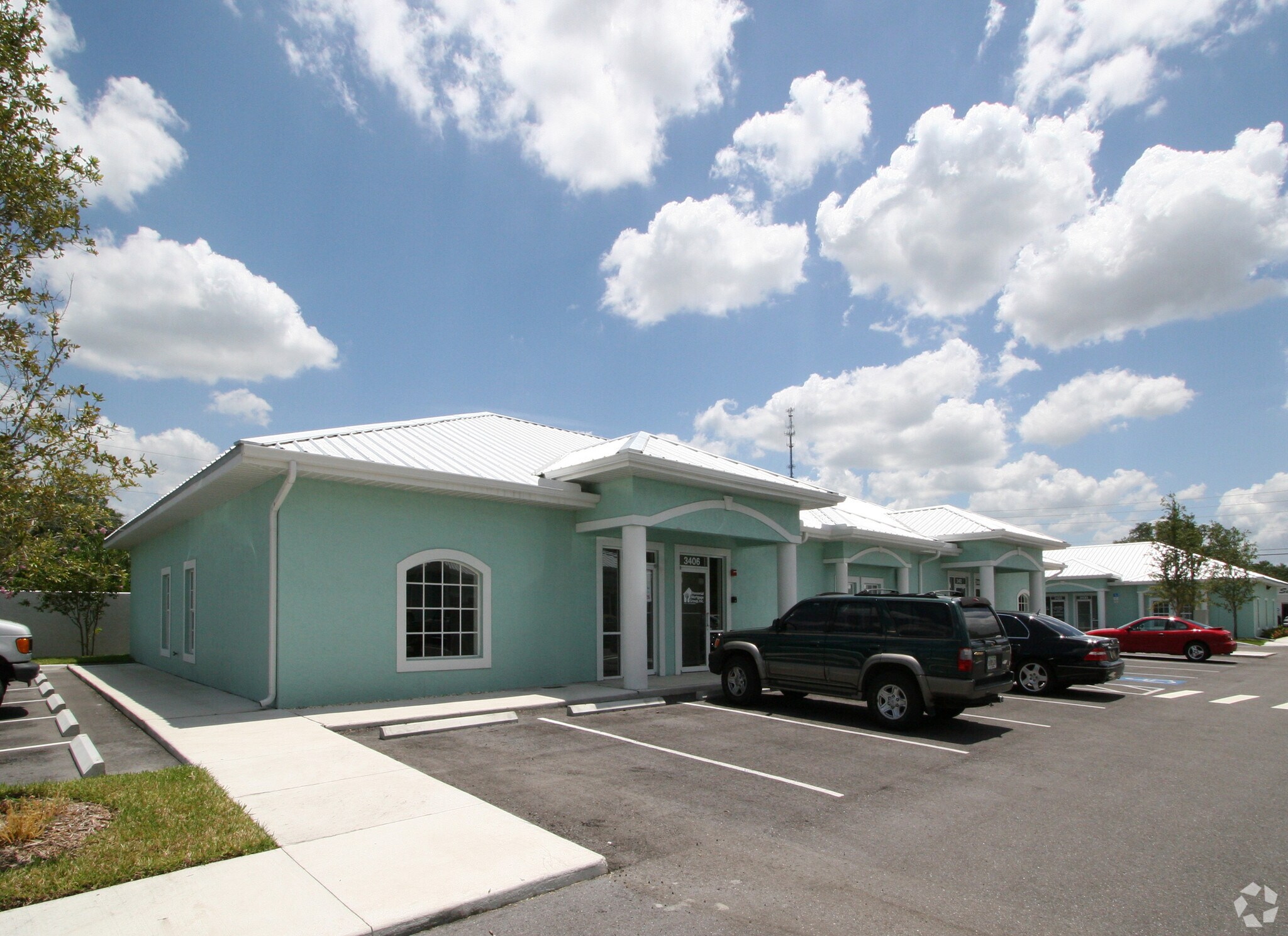 3422 Magic Oak Ln, Sarasota, FL for sale Primary Photo- Image 1 of 1