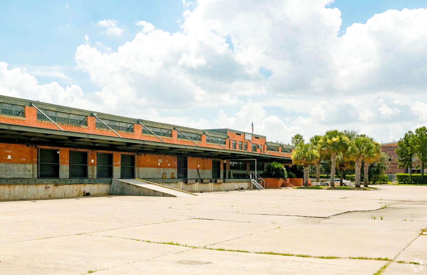 7800 Washington Ave, Houston, TX 77007