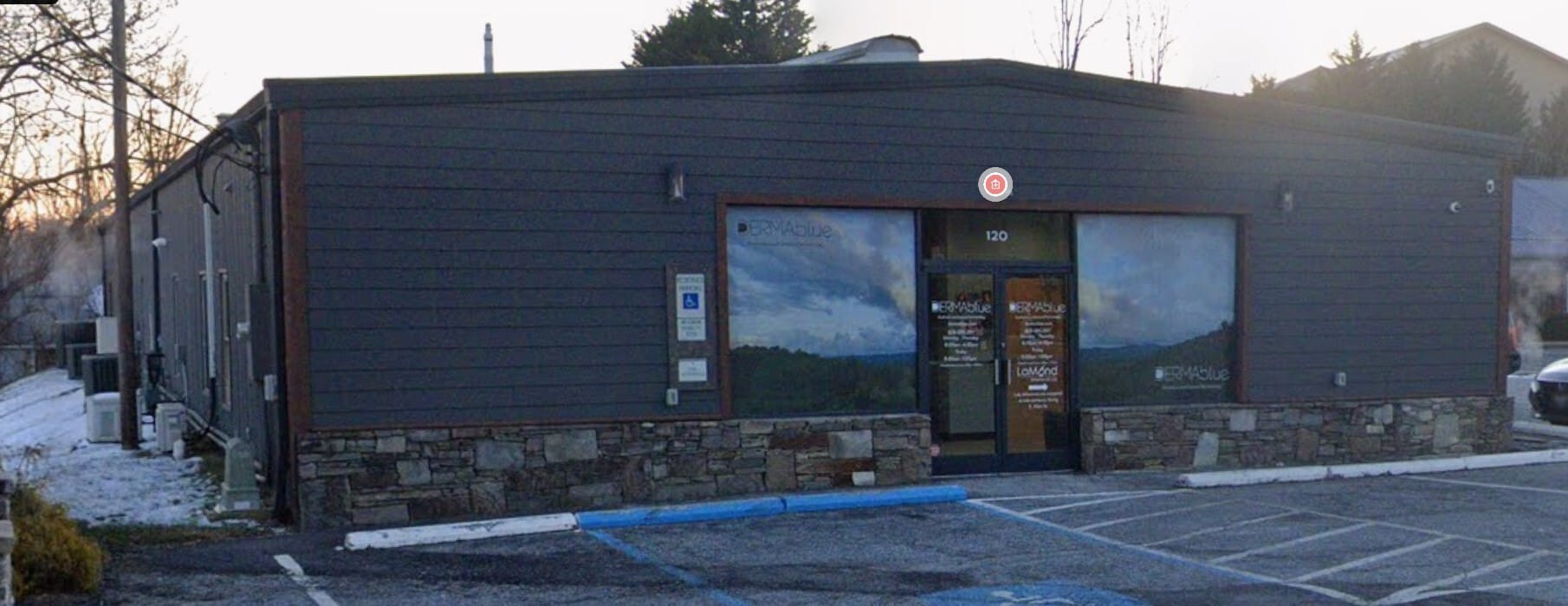 120 S Grove St, Hendersonville, NC for sale Building Photo- Image 1 of 6