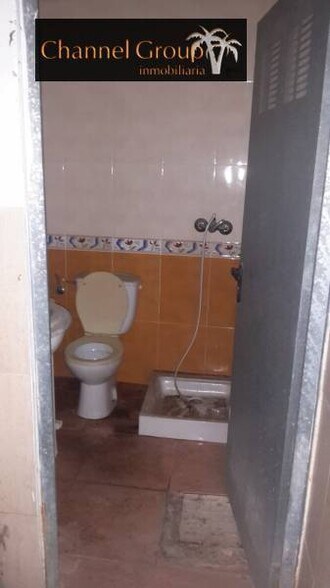 Retail in Orihuela, Alicante for sale - Building Photo - Image 2 of 3