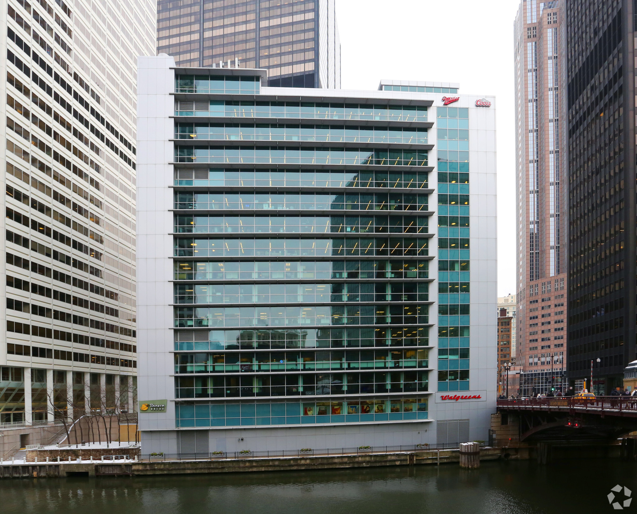 250 S Wacker Dr, Chicago, IL 60606 - Office Space for Lease | LoopNet.com