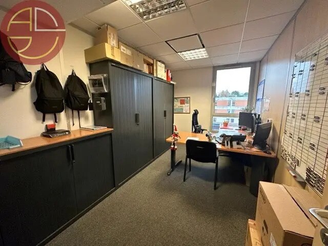 Office in Toulouse for lease - Building Photo - Image 3 of 6