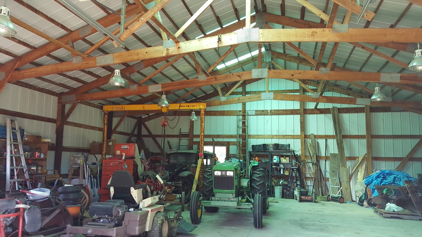 N2246 Greenville Dr, Hortonville, WI 54944