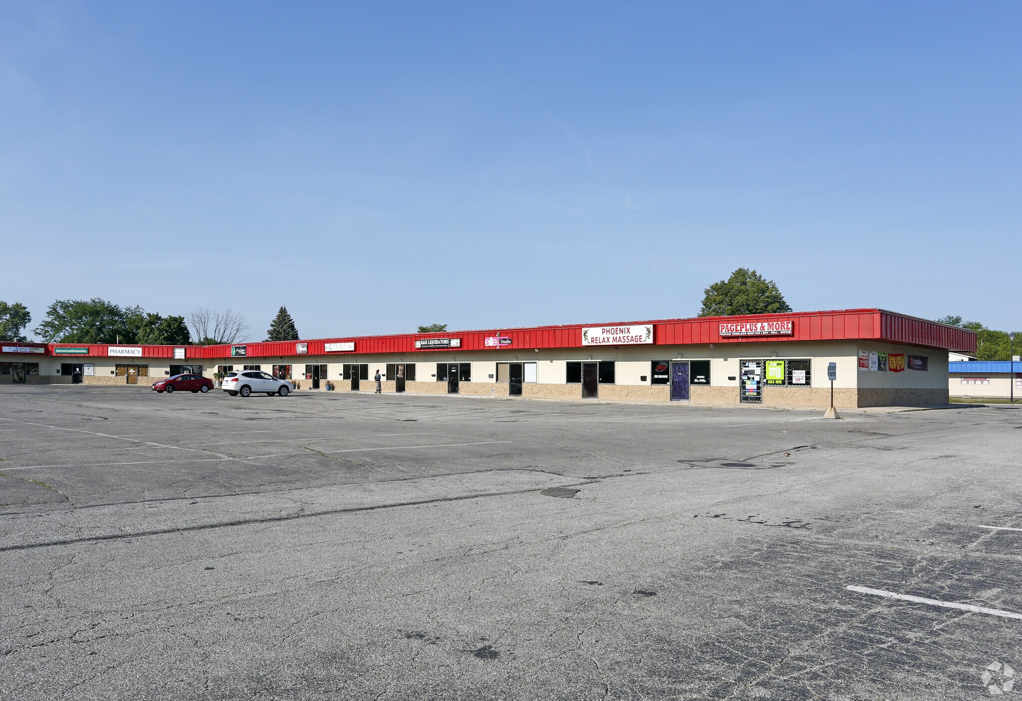 5217-5241 Hill Ave, Toledo, OH for sale Primary Photo- Image 1 of 1