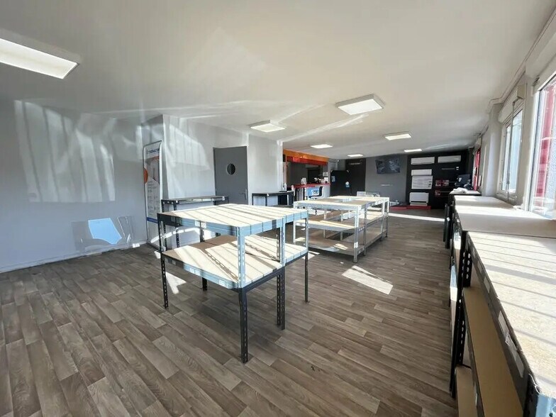 35 Bis Route De Bessières, L'Union for lease - Interior Photo - Image 3 of 10