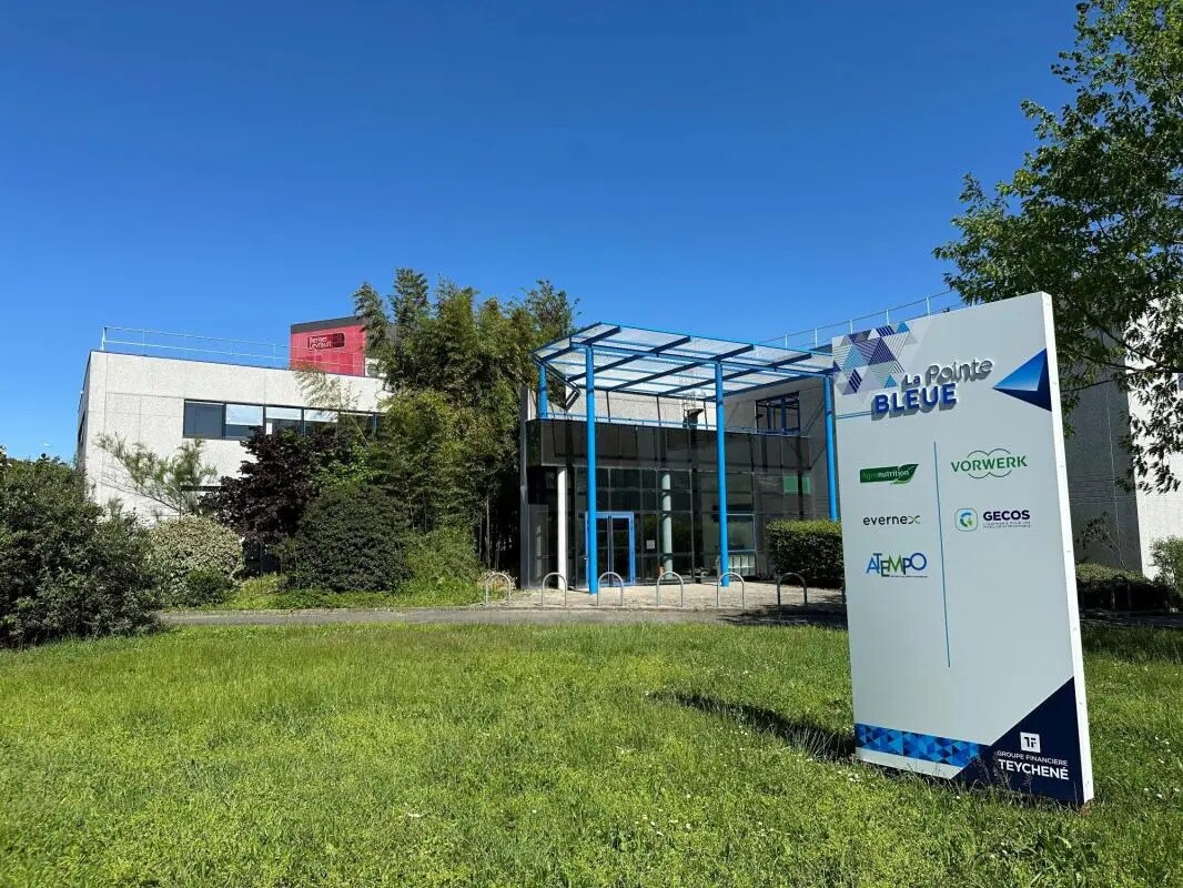 Office in Labège for lease Building Photo- Image 1 of 14