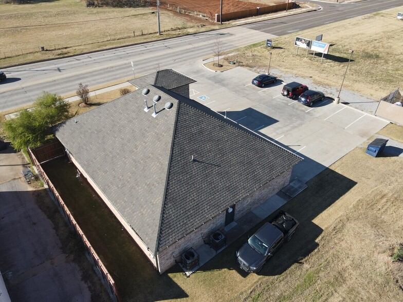 10920 N Council Rd, Oklahoma City, OK for lease - Building Photo - Image 2 of 10