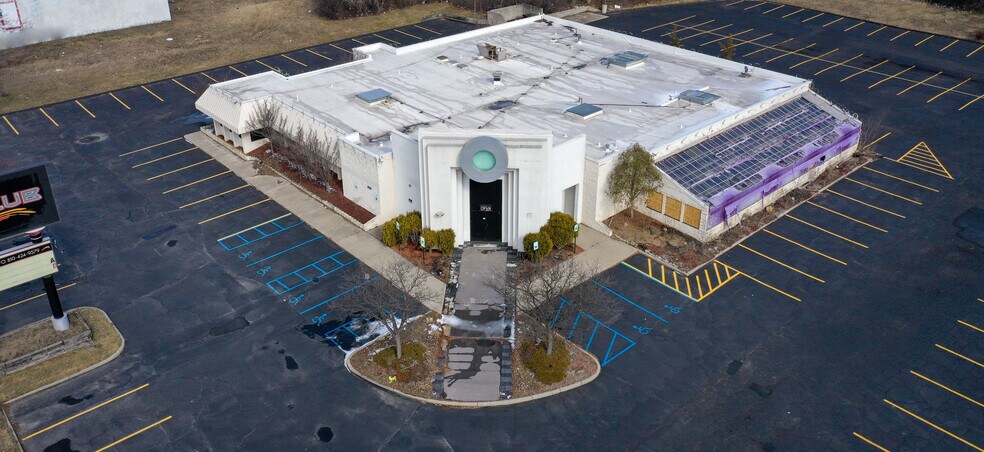 2525 S Dort Hwy, Flint, MI for sale - Building Photo - Image 1 of 1