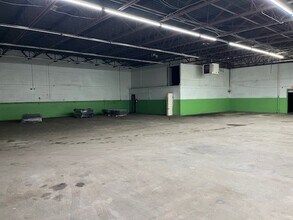 207 Highland Ave, Salem, MA for lease Interior Photo- Image 2 of 13