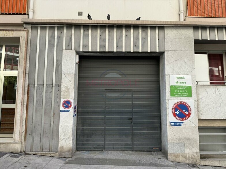 Retail in Nice for lease - Building Photo - Image 2 of 4