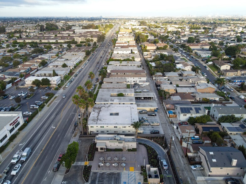 1666 Lomita Blvd, Harbor City, CA for sale - Building Photo - Image 3 of 8