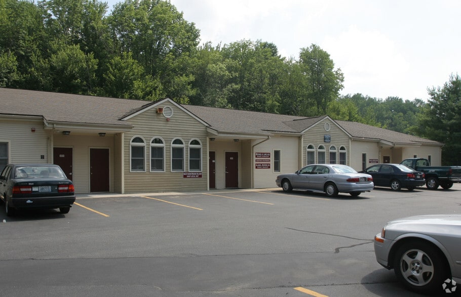 501 Great Rd, North Smithfield, RI for sale - Primary Photo - Image 1 of 7