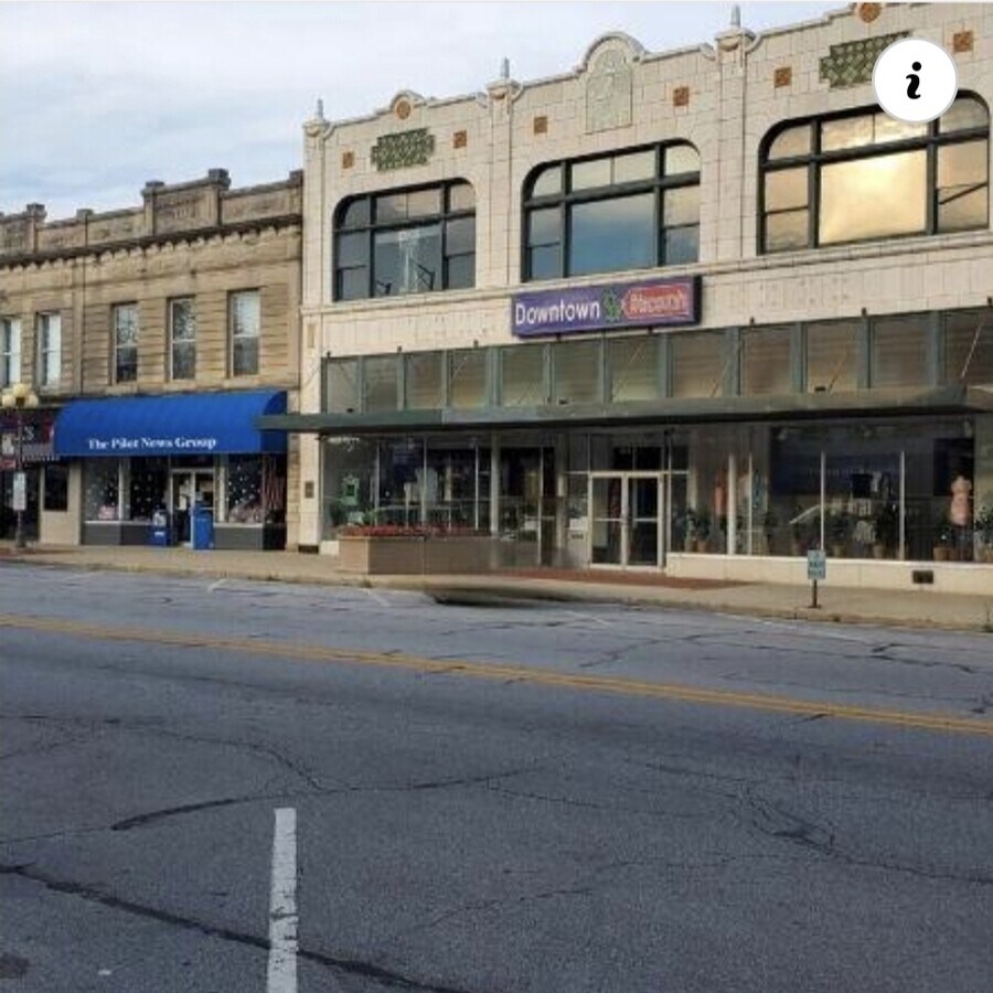 214 N Michigan St, Plymouth, IN 46563