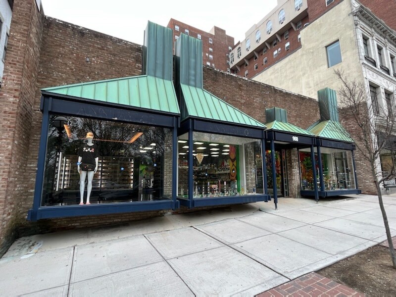 968 Chapel St, New Haven, CT for sale Building Photo- Image 1 of 1