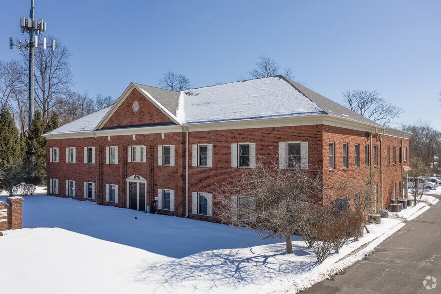 1952 US-22, Bound Brook, NJ for lease - Building Photo - Image 3 of 7