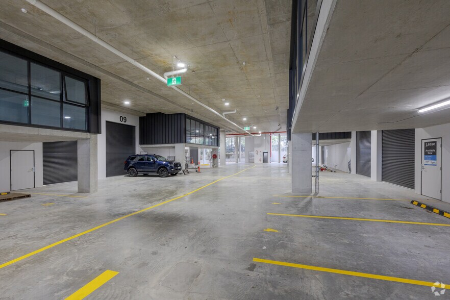7 Rodborough Rd, Frenchs Forest for sale - Interior Photo - Image 2 of 6